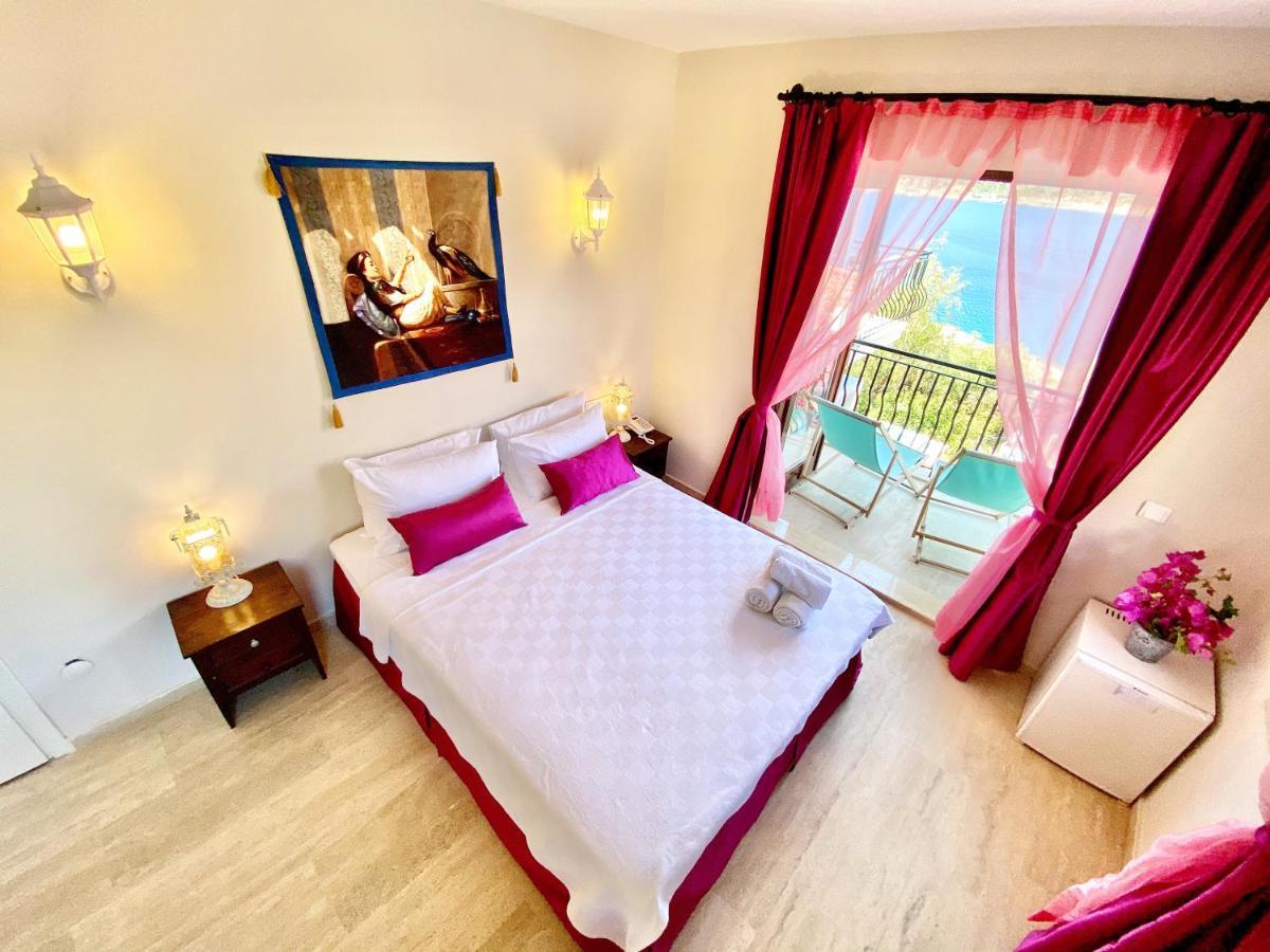 Club Hotel Barbarossa Kaş Eksteriør billede